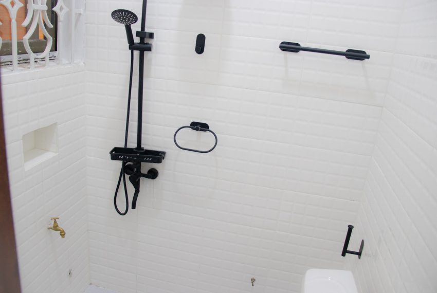 Maison à vendre à Akassato, Calavi 8