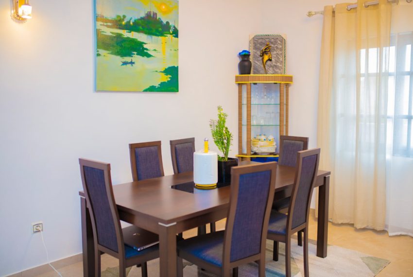 Appartement meublé à louer à cotonou fidjrosse houenoussou au Bénin 1