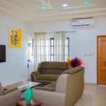 Appartement meublé à louer à cotonou fidjrosse houenoussou au Bénin