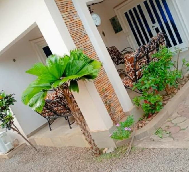 Villa meublée à louer à Zopah Calavi, pavé Kérékou