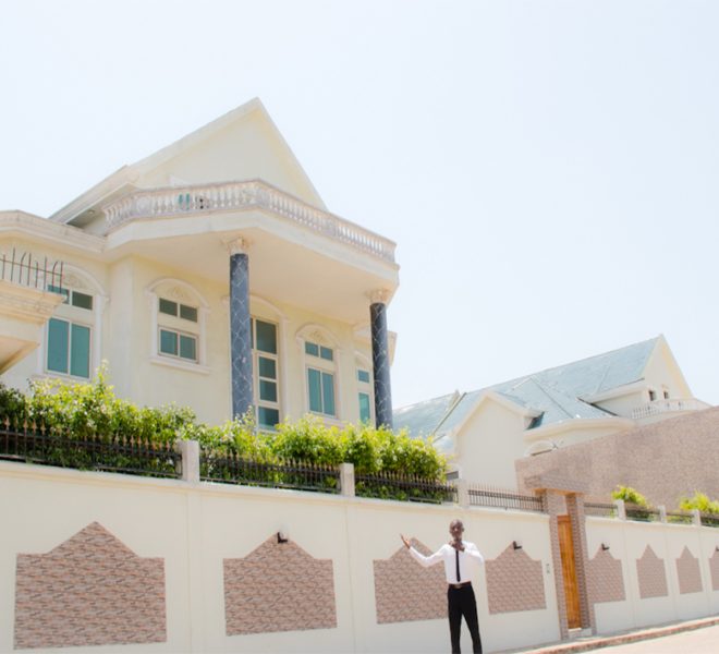 Villa de prestige la plus chère à vendre actuellement à cotonou, Bénin