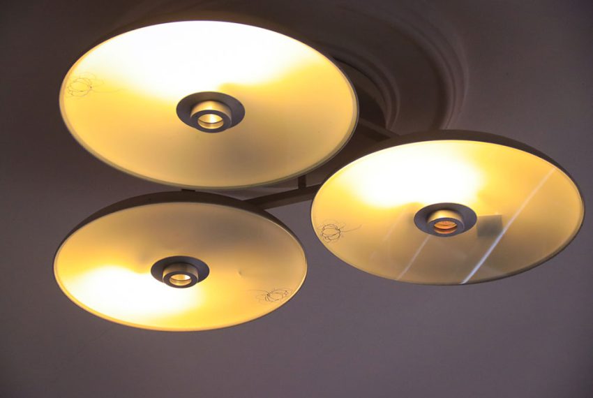 Villa meublée à vendre à Calavi Bidossessi Bénin 10