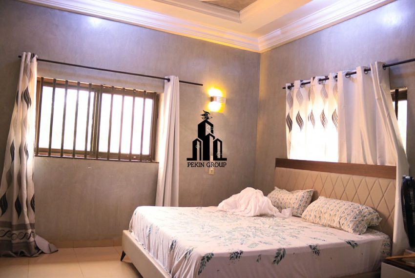 Villa meublée à vendre à Calavi Bidossessi Bénin 16