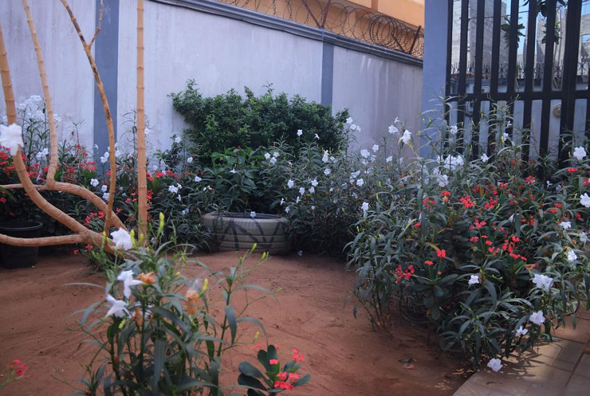 Villa meublée à vendre à Calavi Bidossessi Bénin 2