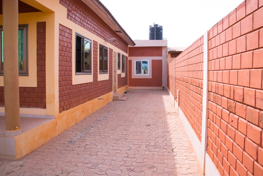 Villas jumelées à vendre au bénin à abomey-calavi cité GITT 3