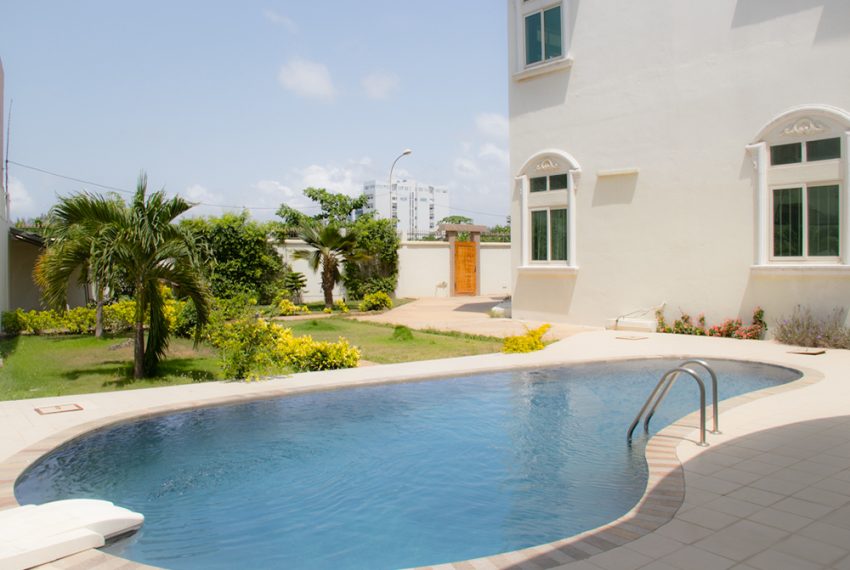 Villa de prestige la plus chère à vendre actuellement à cotonou, Bénin 1