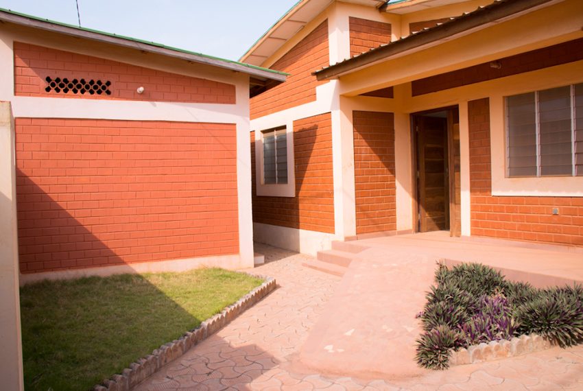 Villas jumelées à vendre au bénin à abomey-calavi cité GITT 6