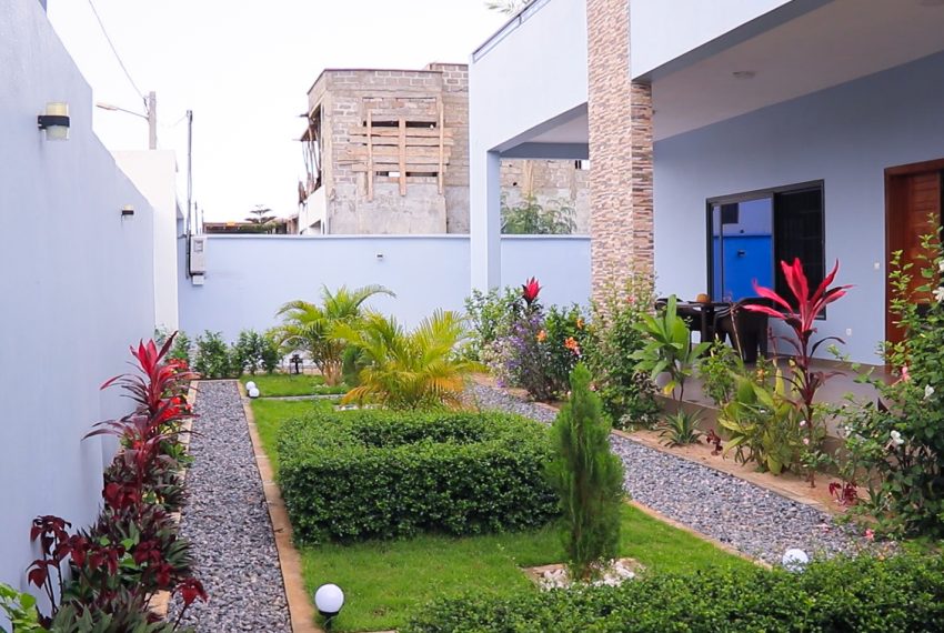 residence-meublee-moderne-en-location-a-abomey-calavi-benin 5
