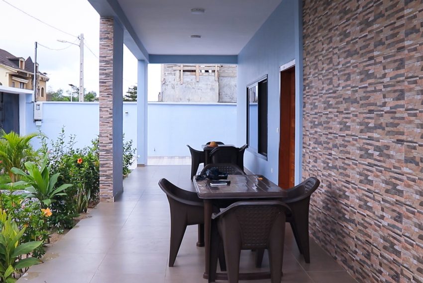 residence-meublee-moderne-en-location-a-abomey-calavi-benin 8