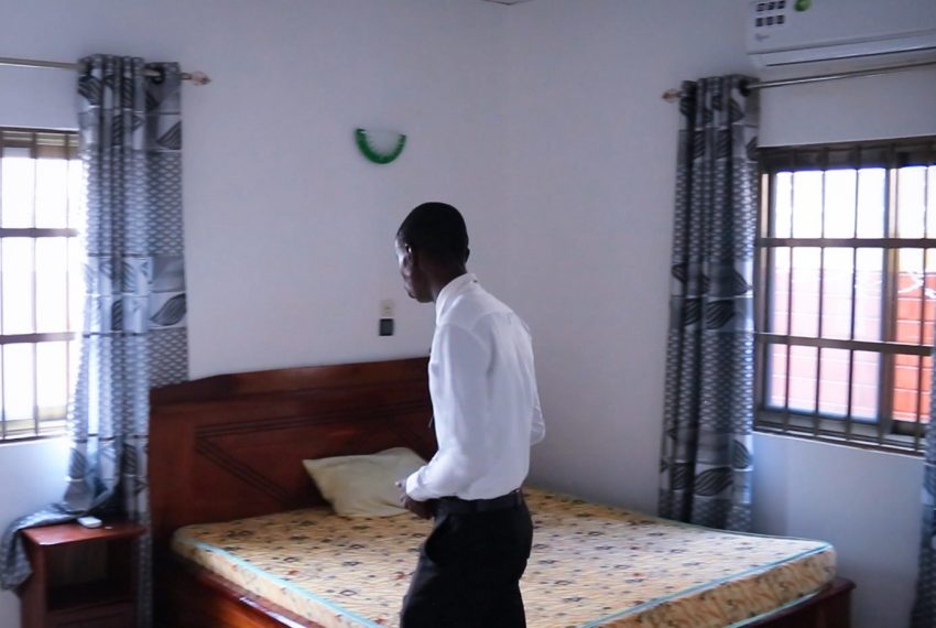 Villa, maison meublée à vendre à Calavi Ouèdo 11