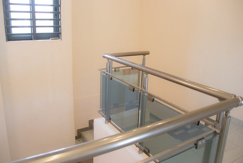 villa à louer à cen sad agblangandan 13