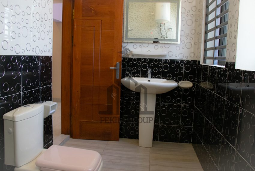 villa à louer à cen sad agblangandan 19