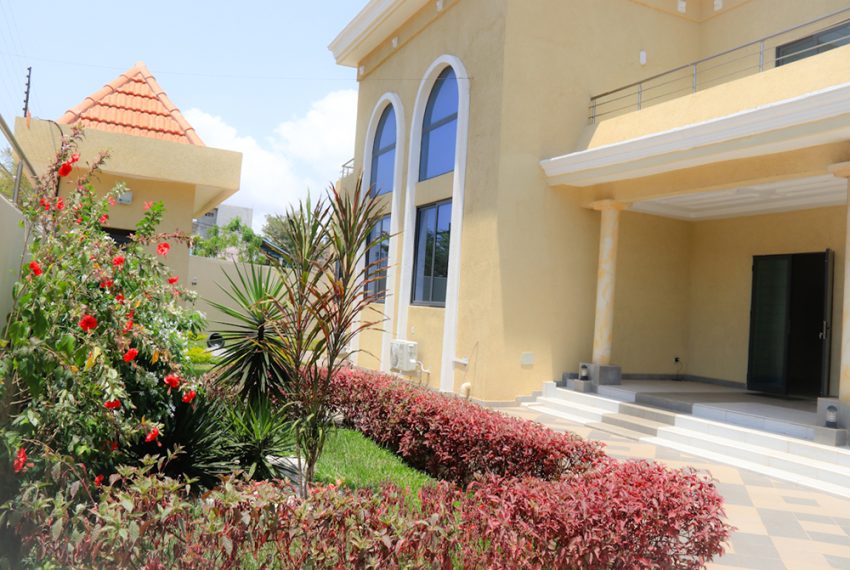 villa à louer à cen sad agblangandan 3