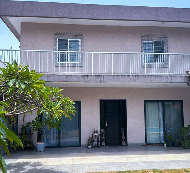Villa à vendre au Bénin dans le quartier huppé Haie Vive Cotonou 1