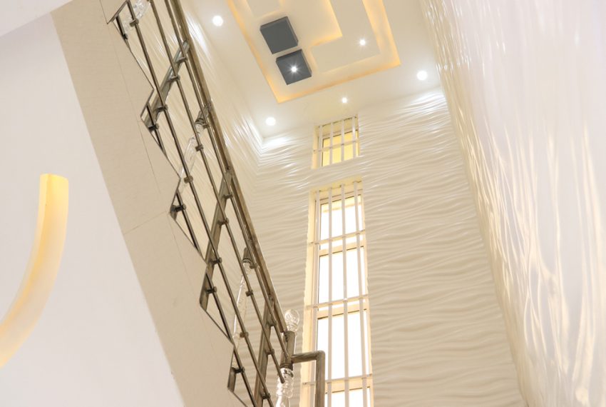 Villa luxueuse à vendre à Ekpè Sèmè Podji 19