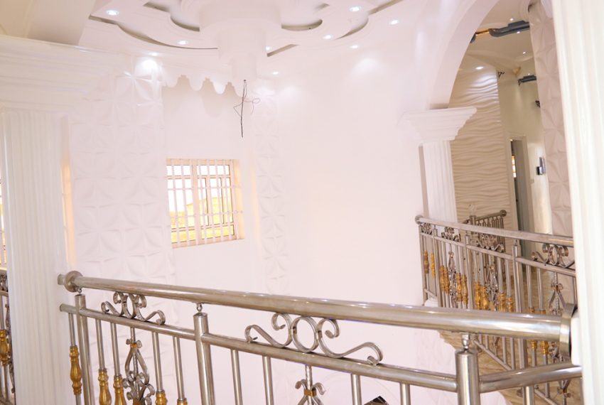 Villa luxueuse à vendre à Ekpè Sèmè Podji 28