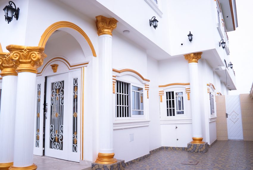 Villa luxueuse à vendre à Ekpè Sèmè Podji 6