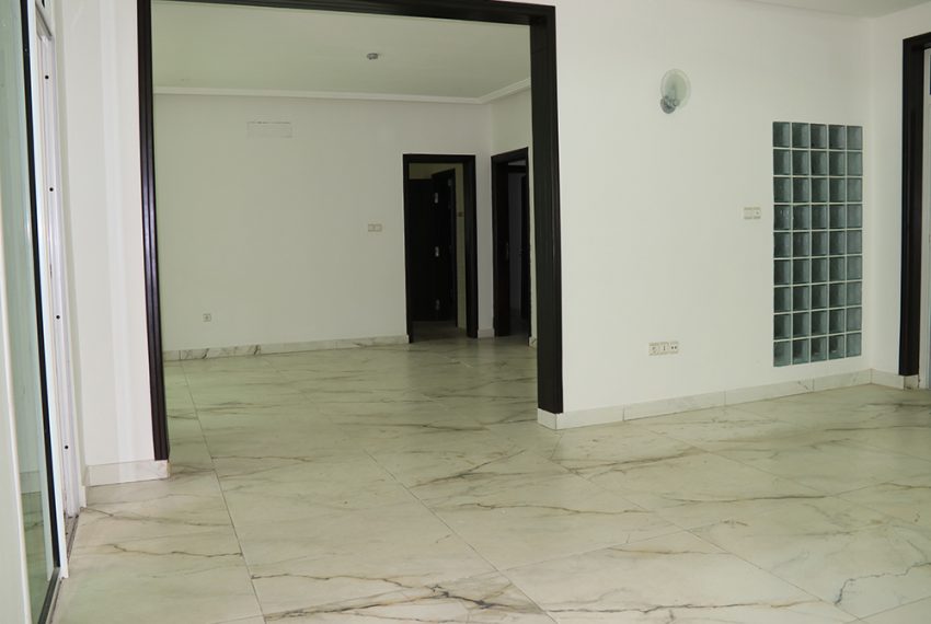 villa à louer à l'Aeroport plage Cotonou 17