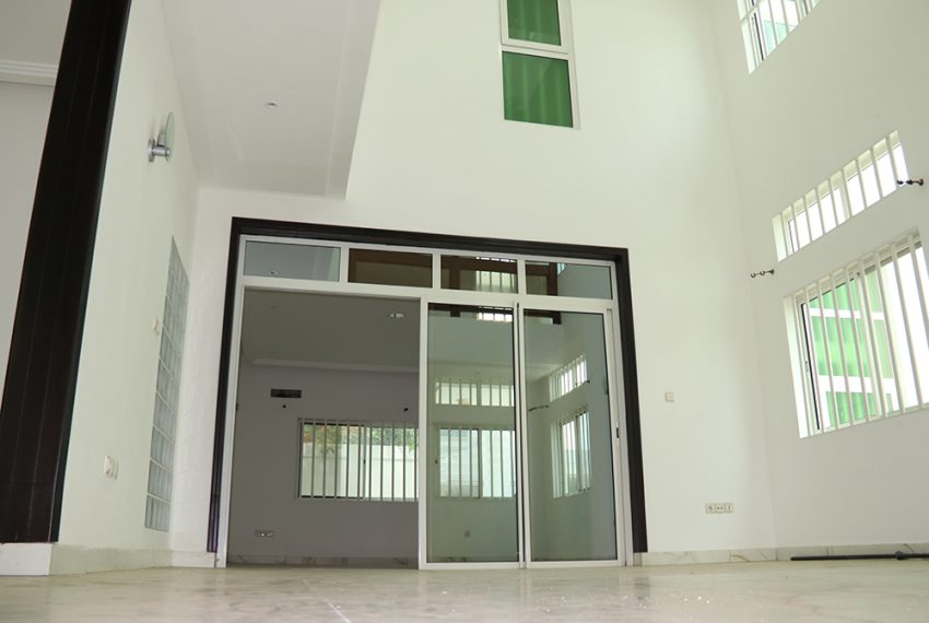 villa à louer à l'Aeroport plage Cotonou 20