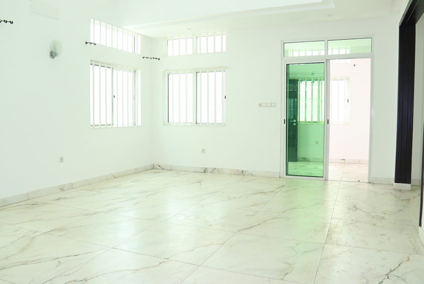 villa à louer à l'Aeroport plage Cotonou 23