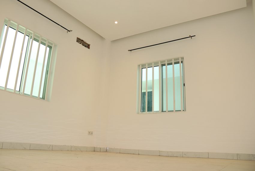 villa à louer à l'Aeroport plage Cotonou 25