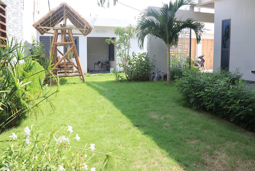 Villa meublé à louer à Sèyivè Ekpè Semè Podji Péage 12