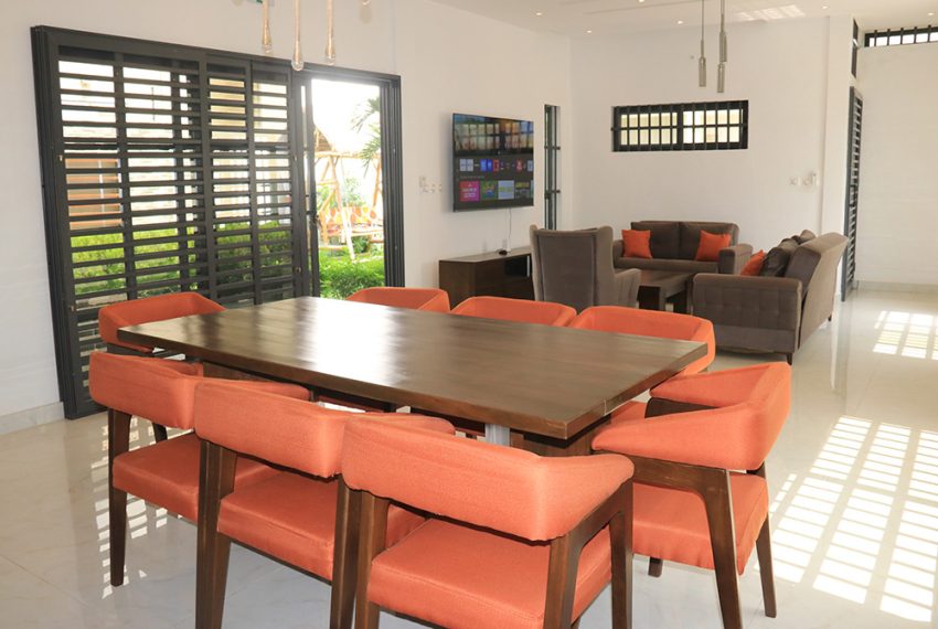 Villa meublé à louer à Sèyivè Ekpè Semè Podji Péage 16