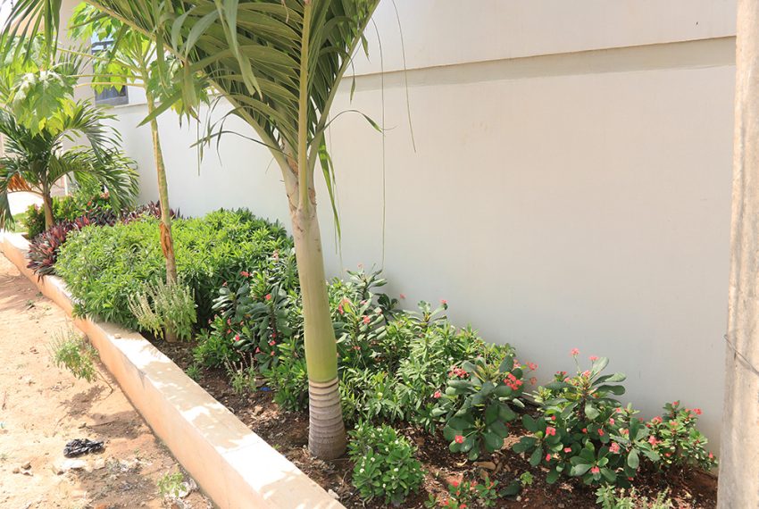 Villa meublé à louer à Sèyivè Ekpè Semè Podji Péage 4